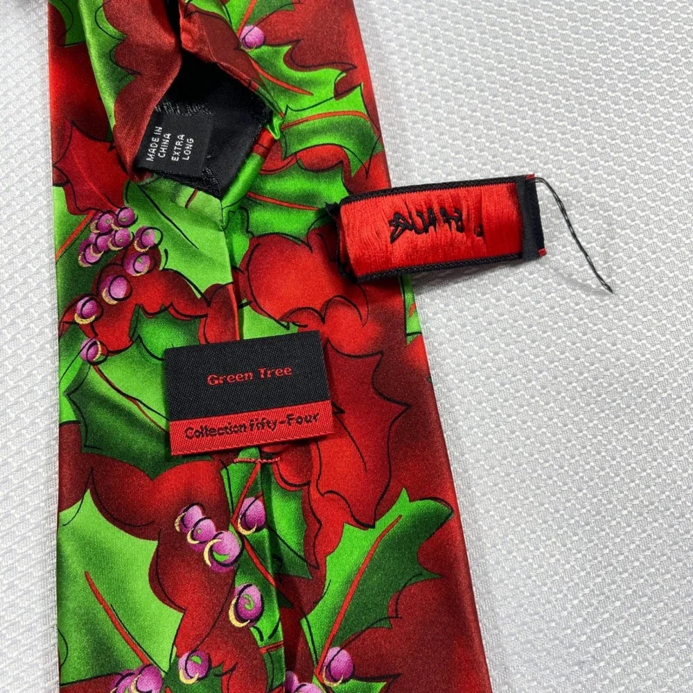 J. Garcia Green Tree Collection Fifty-Four Holly Christmas‎ Silk Tie Extra Long